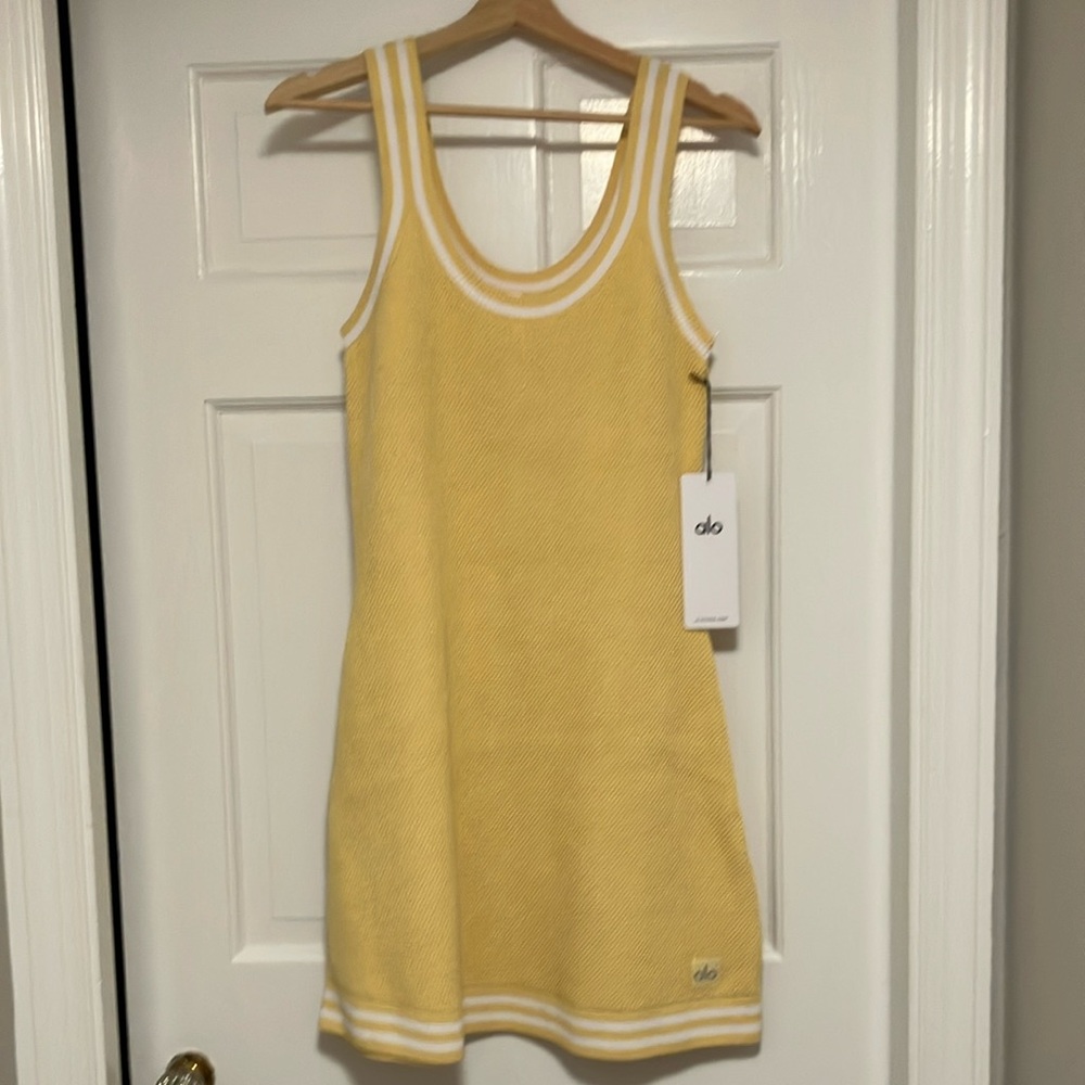 NWT Alo Yoga Tennis Club Sweater Knit Dress - Warm Butter Size L